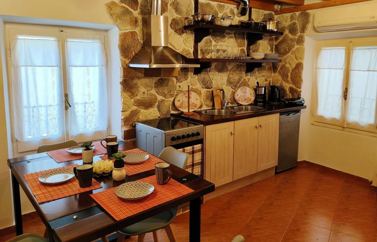 Chrysalenia House Corfu Town Apartment Bagian luar foto